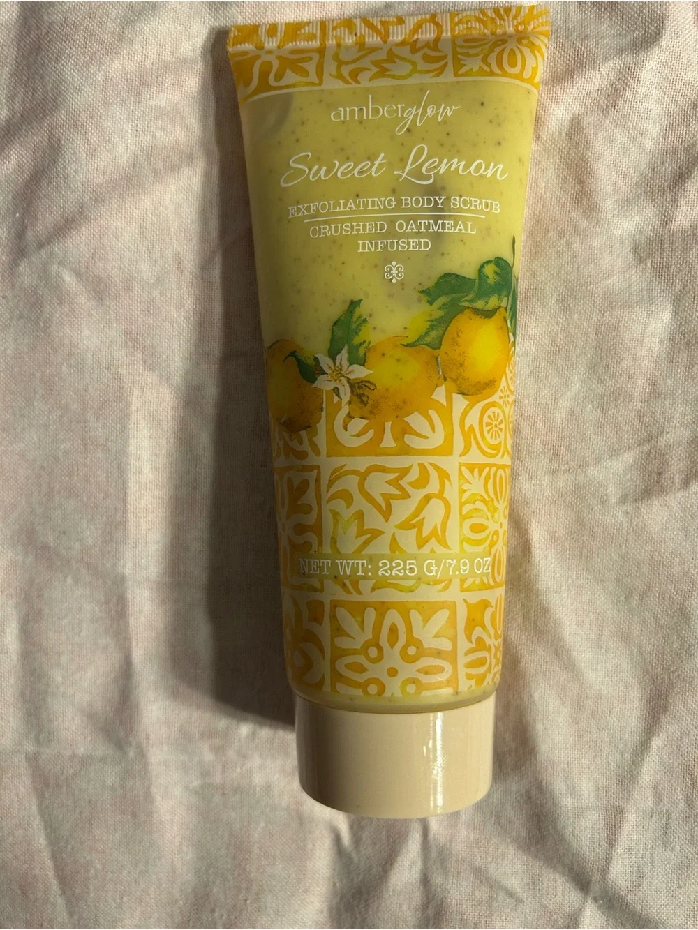 🎉Amber Glow Sweet Lemon Exfoliating Body Scrub - Yellow 7.9 OZ